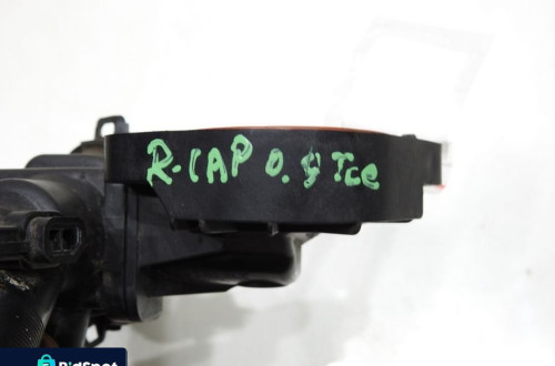 OBUDOWA TERMOSTATU RENAULT CAPTUR I 0.9 TCE