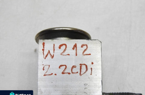 ZAWÓR ROZPRĘŻNY KLIMATYZACJI MERCEDES W212 2.2 CDI