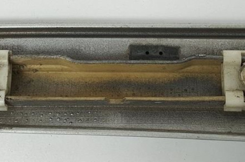 LISTWA BŁOTNIKA PRAWY PRZÓD 744 MERCEDES W203
