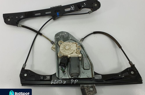 MECHANIZM SZYBY PRAWY PRZÓD MERCEDES W203