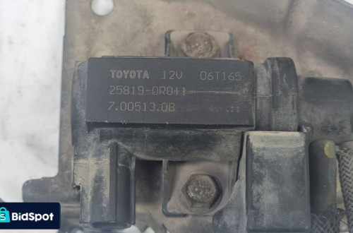 CZUJNIK TOYOTA COROLLA VERSO 25819-0R011