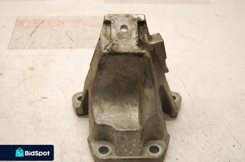 ŁAPA SILNIKA PRAWA 8E0199308H AUDI A4 B6 2.4 V6 A6 C5