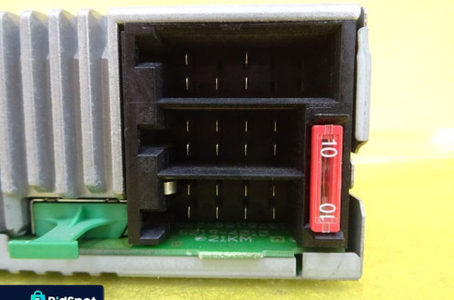 RADIO FABRYCZNE MERCEDES W203 A2038201786 NR98