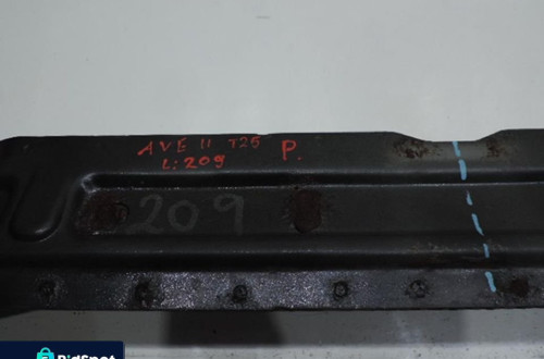PODŁUŻNICA PRAWY PRZÓD 209 TOYOTA AVENSIS T25