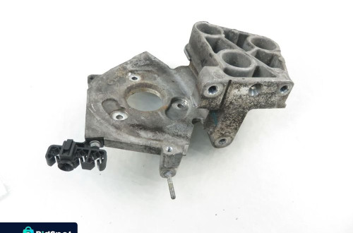 ŁAPA POMPY WTRYSKOWEJ RENAULT LAGUNA II 1.9 dCi 319320 59506C 51358