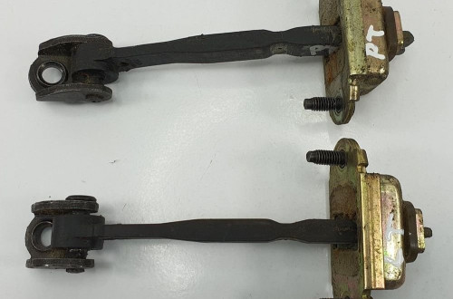 OGRANICZNIK DRZWI TYŁ TYLNY FORD FIESTA MK6