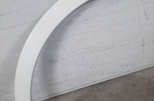 NAKŁADKA BŁOTNIK LEWA PRZÓD AUDI Q3 8U S-LINE 8U853717B