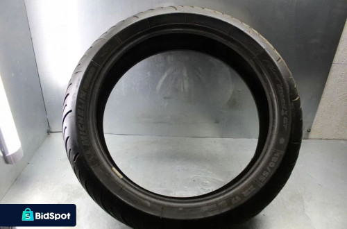 Opona Michelin Pilot Road 4GT 180/55 R17
