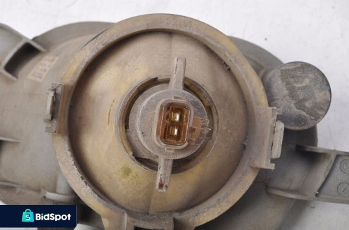 VOLVO XC90 HALOGEN PRAWY 8693796