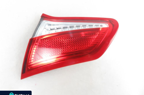 LAMPA PRAWA TYLNA KLAPA CITROEN C4 II (B7) 9672155480