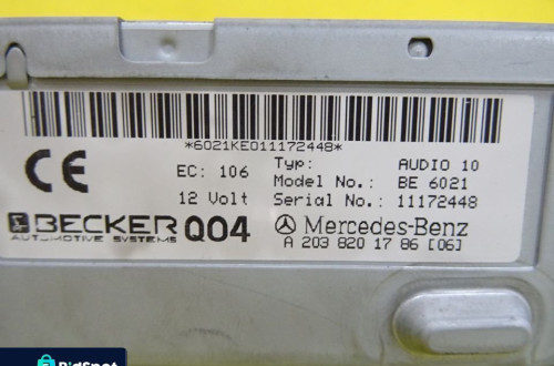 RADIO FABRYCZNE MERCEDES W203 A2038201786 NR100