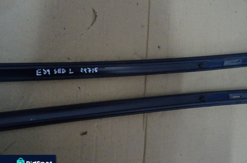LISTWA LISTWY DACHOWE BMW E39 SEDAN LAK:MONTREALBLAU-METALILIC 297/5 NR188