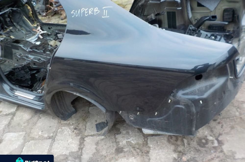 SKODA SUPERB II SEDAN BŁOTNIK LEWY TYŁ LEWY TYLNY