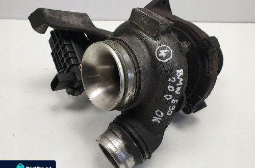 BMW E90 E91 2.0 D TURBOSPRĘŻARKA turbo 7810189C