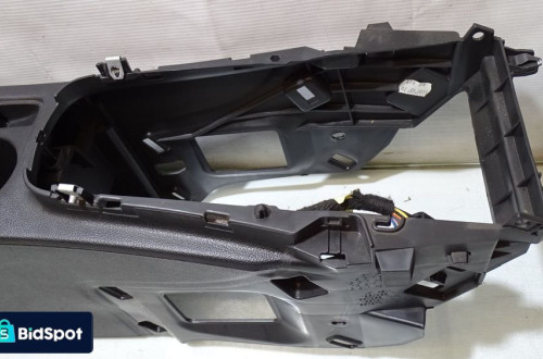 PODŁOKIETNIK TUNEL ŚRODKOWY VAUXHALL ASTRA J 2.0CDTI 13258342