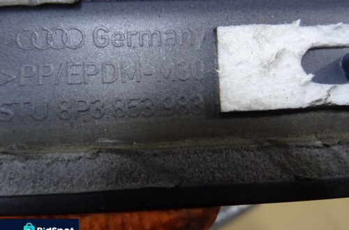 LISTWA NAKŁADKA BŁOTNIKA TYŁ AUDI A3 8P 03-08 LAK: LZ7Z NR22