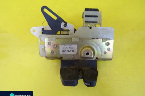 ZAMEK KLAPY BAGAŻNIKA VOLVO XC70 I KOMBI 30716331 NR187