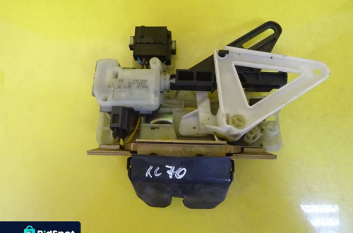 ZAMEK KLAPY BAGAŻNIKA VOLVO XC70 I KOMBI 30716331 NR187