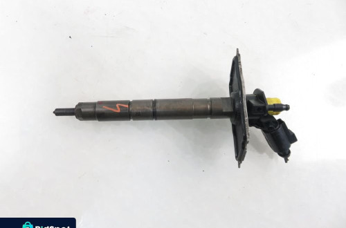 WTRYSKIWACZ AUDI A6 C6 3.0 TDI 059130277AJ 0445115054
