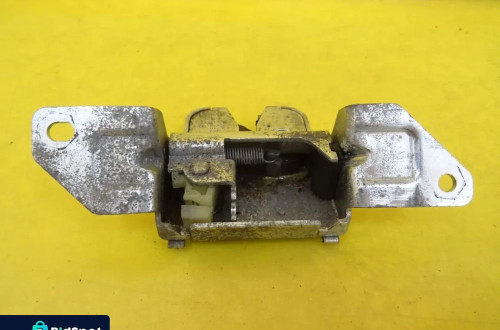 ZAMEK KLAPY BAGAŻNIKA MERCEDES W168 LONG A1687400336 NR188