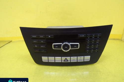 RADIO FABRYCZNE MERCEDES W204 A2049003609 / A2049011903 / A1729028103 NR60