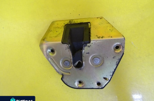 ZAMEK KLAPY BAGAŻNIKA PRAWY TYŁ FIAT ULYSSE I NR178