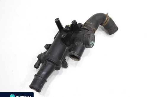 OBUDOWA TERMOSTATU VOLVO V50 2.0D