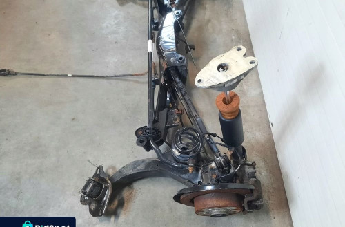 BELKA TYŁ WÓZEK ZAWIESZENIE OŚ MINI COOPER F55 F56