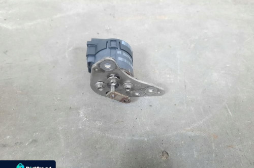 RANGE ROVER III 3.6 TDV8 NASTAWNIK TURBOSPRĘŻARKI 59001107019A