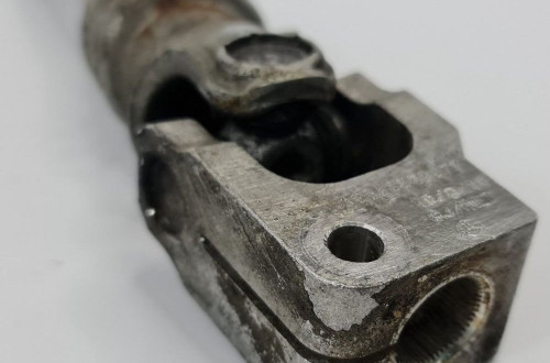 KRZYŻAK KOLUMNY MERCEDES W212 A2044620078