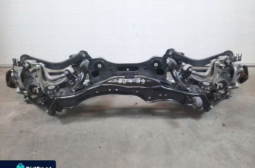 BELKA ZAWIESZENIA TYŁ WÓZEK ZAWIESZENIE TYLNE AUDI RS4 B9 8W