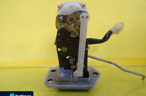 ZAMEK KLAPY BAGAŻNIKA SUZUKI WAGON R+ 4PIN NR121