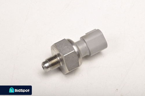 VOLVO XC90 II T4 CZUJNIK CIŚNIENIA PALIWA 32203286