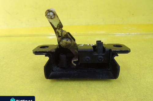 ZAMEK KLAPY BAGAŻNIKA VW GOLF IV 3D 1J6827505B NR134