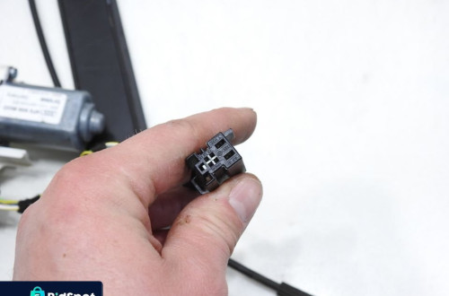 MECHANIZM PODNOŚNIK SZYBY PRAWY PRZÓD AUDI A6 C6