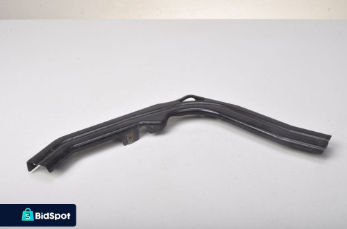 MP4 SPIDER MOCOWANIE WSPORNIK BŁOTNIKA PRAWY TYŁ