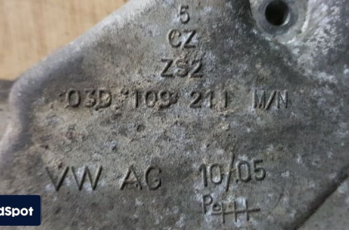 VOLKSWAGEN POLO IV 1.2 6V OBUDOWA ROZRZĄDU  03D109211M/N