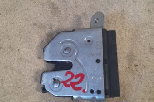 Zamek klapy bagażnika Fiat Grande Punto 55701971