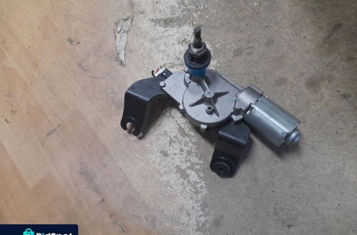 SILNICZEK WYCIERACZKI TYŁ HYUNDAI / KIA nr 98700-1H300