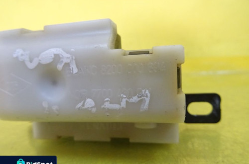 ZAMEK KLAPY BAGAŻNIKA RENAULT ESPACE IV 8200000894 NR130