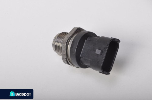 DEFENDER L663 3.0 D CZUJNIK CIŚNIENIA PALIWA 21R