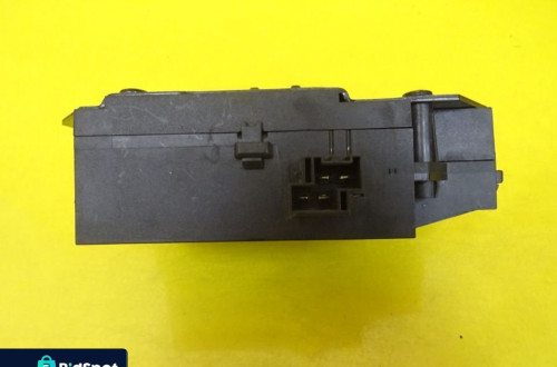 ZAMEK KLAPY BAGAŻNIKA OPEL SIGNUM VECTRA C HB5D 9142004 / 24441401 NR26