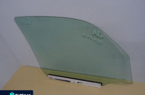SZYBA BOCZNA DRZWI LEWY PRZÓD OPEL MERIVA A NR421