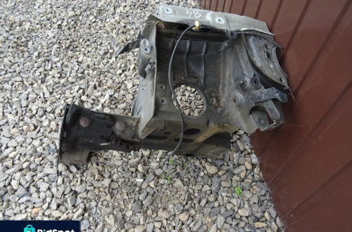 ĆWIARTKA PODŁUŻNICA PRAWY PRZÓD RENAULT MEGANE II CC 02-05 NV676 NR84