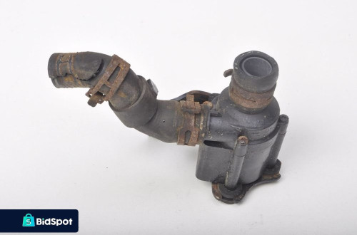 SEAT LEON III 2.0 TDI POMPA WODY 5Q0121591AB 12-20