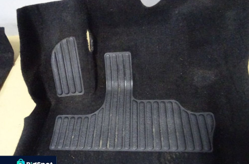 DYWAN WYKŁADZINA PODŁOGA RENAULT CLIO III 3D HB NR134