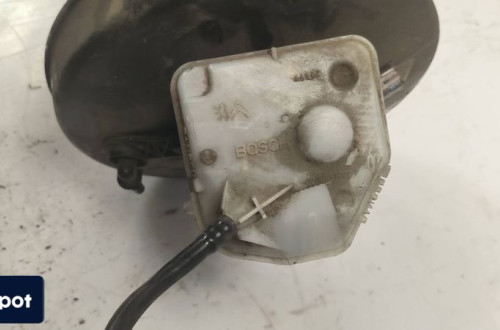 SERWO HAMULCOWE PEUGEOT 308 9682516480