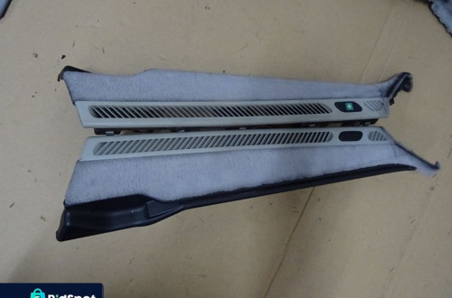 BOCZKI PODŁOGA BAGAŻNIKA MERCEDES W203 KOMBI 00-07 NR164