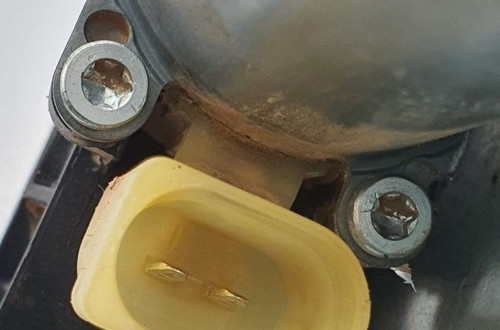 MECHANIZM PODNOŚNIK SZYBY PRAWY TYŁ VOLVO V70 II