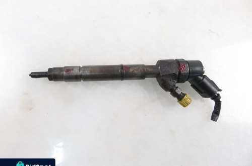 WTRYSKIWACZ MERCEDES W168 A 170 CDI 6680700987 0445110116